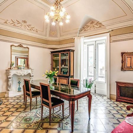 Bed and Breakfast Palazzo Stunis - Dimora Di Charme à Ostuni Extérieur photo