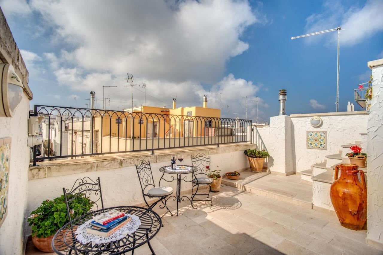 Bed and Breakfast Palazzo Stunis - Dimora Di Charme à Ostuni Extérieur photo