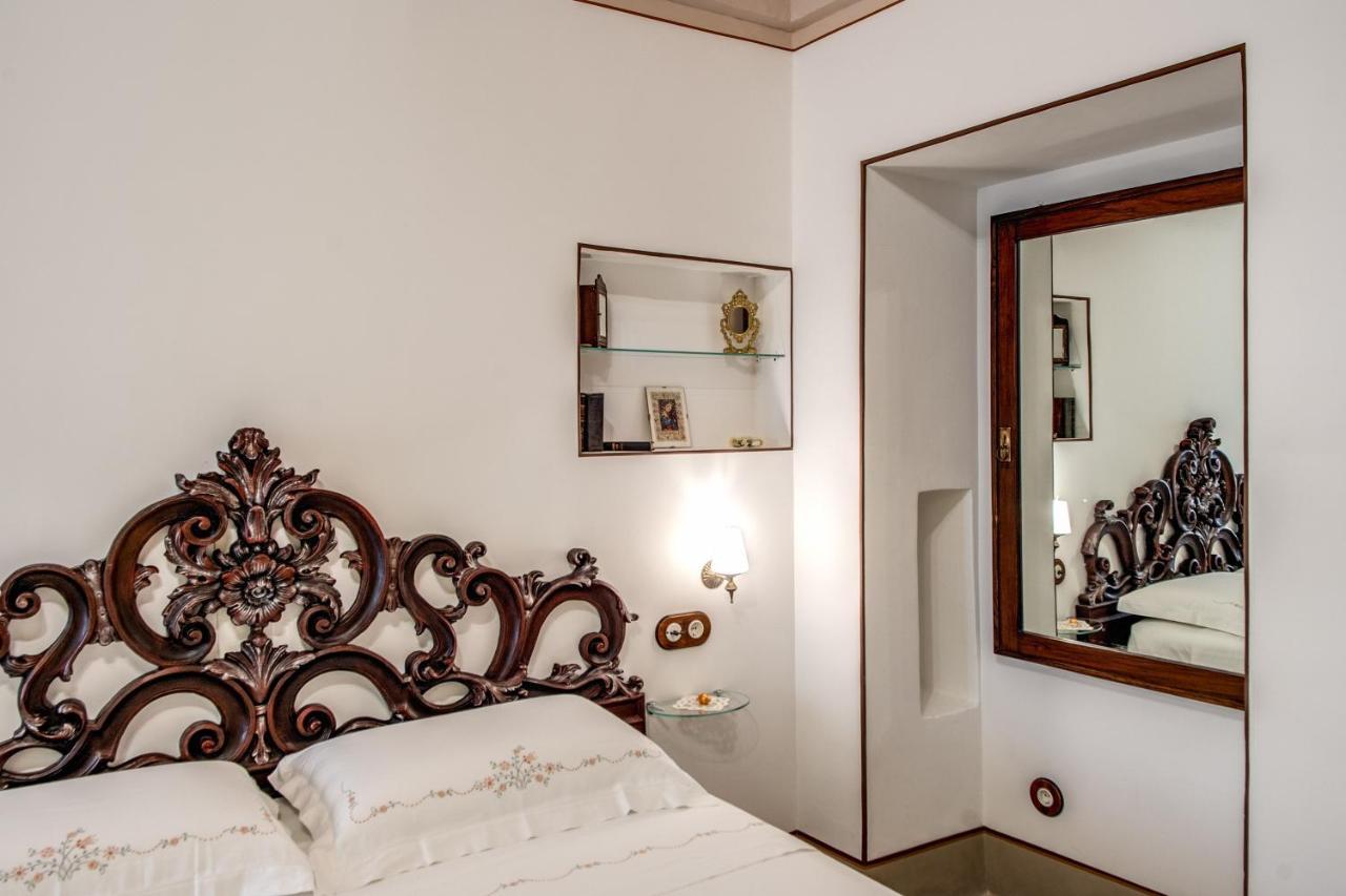 Bed and Breakfast Palazzo Stunis - Dimora Di Charme à Ostuni Extérieur photo